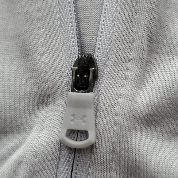Under Armour Quarter Zip Pullover - Picture 5 of 5